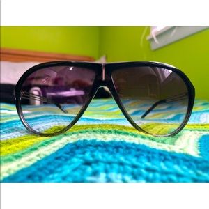 Chick Byblos aviators